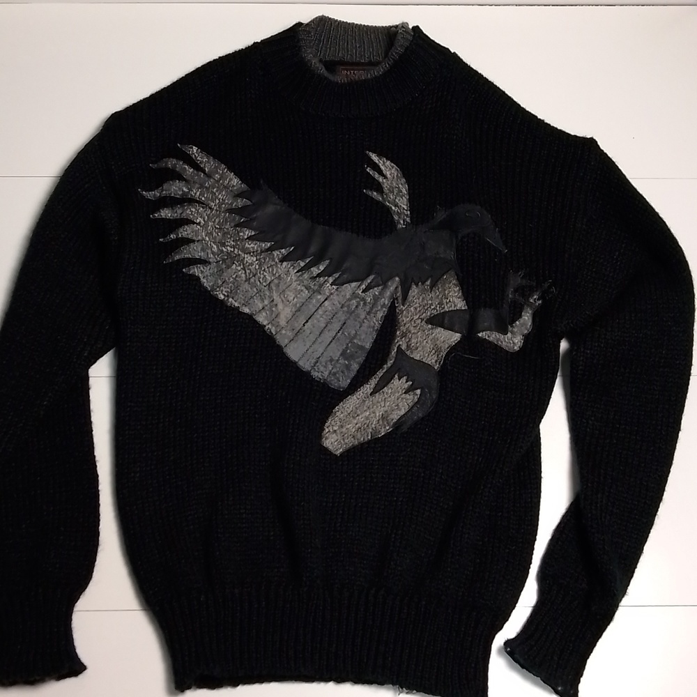 Mens intermission knit top with genuine leather bird . Black and grey size large